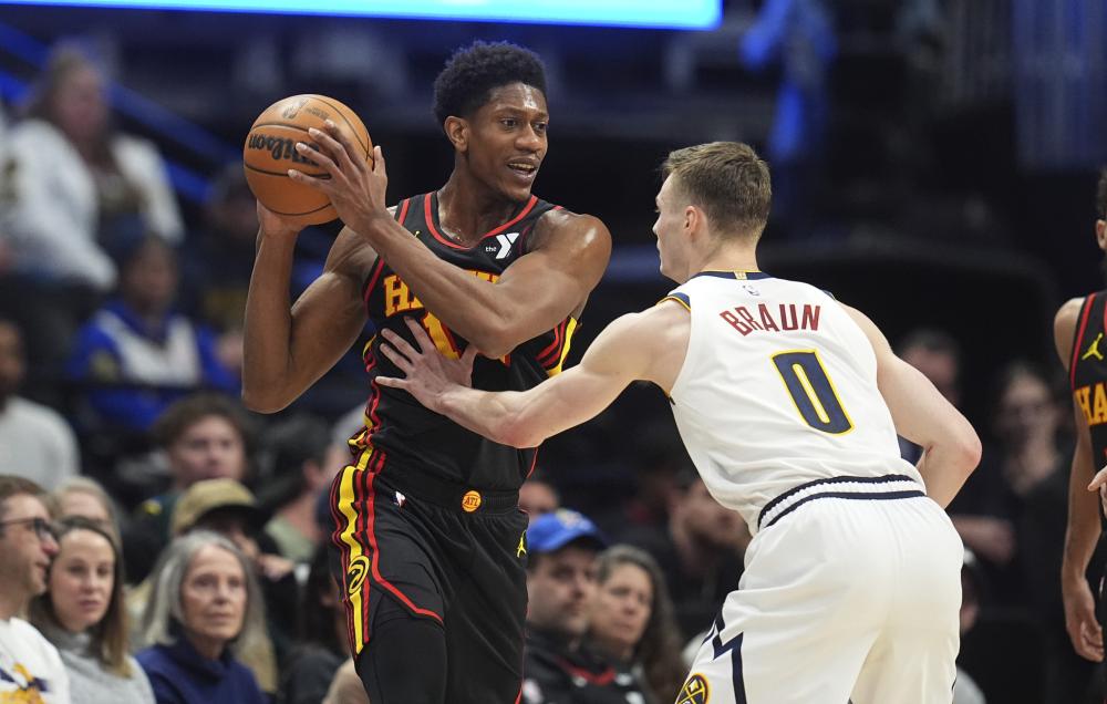 球队始终保 球队始终保