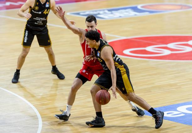 日本队一直 日本队一直